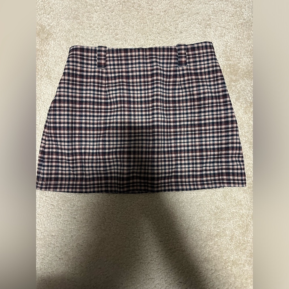Abercrombie & Fitch Maroon/Brown And Navy Plaid Mini Skort Women’s Size Small.
